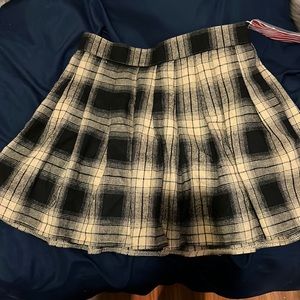 Yellow Romwe Pleated Skater Skirt